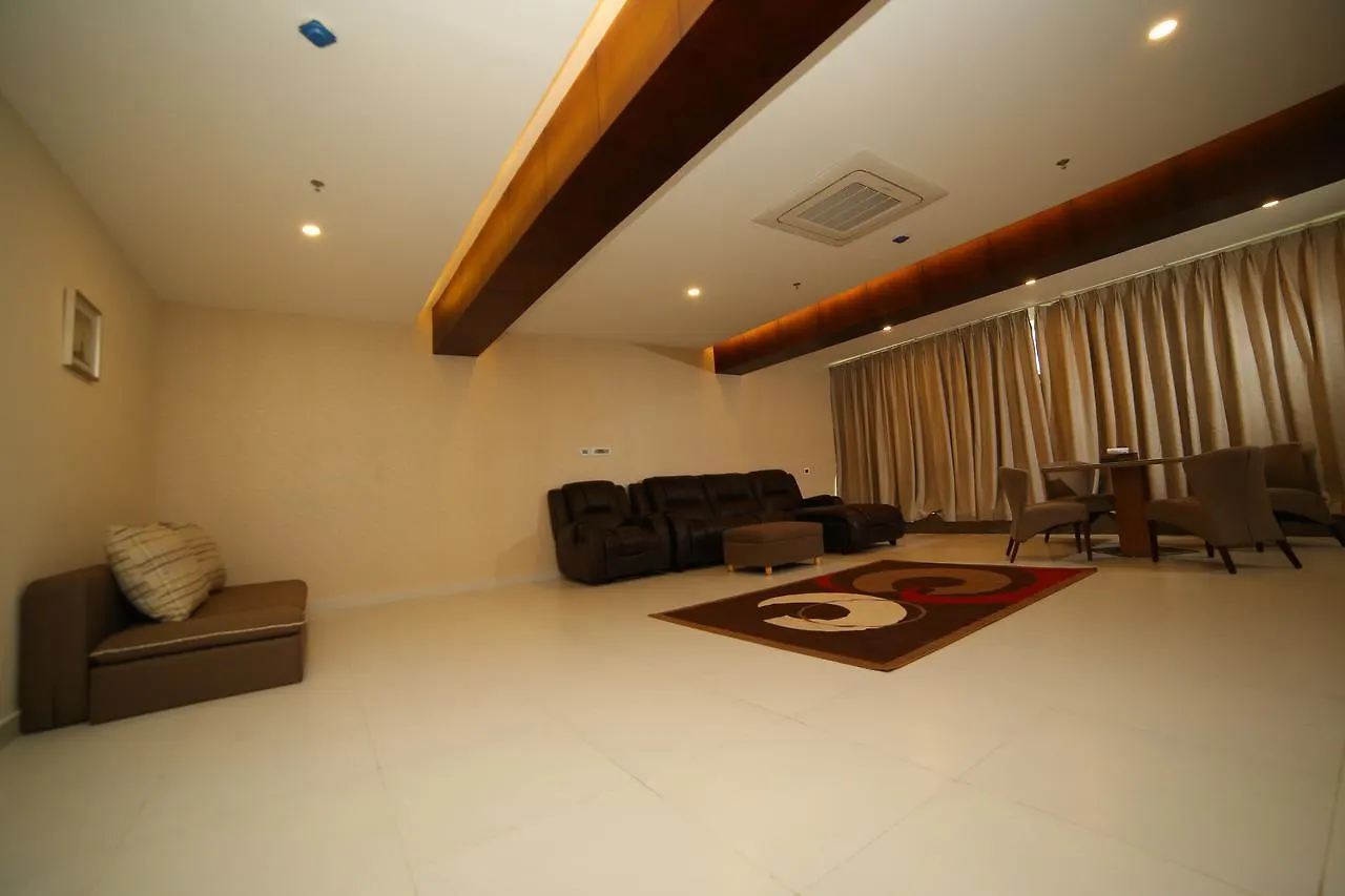 Vavas Inn & Suites Perintalmanna