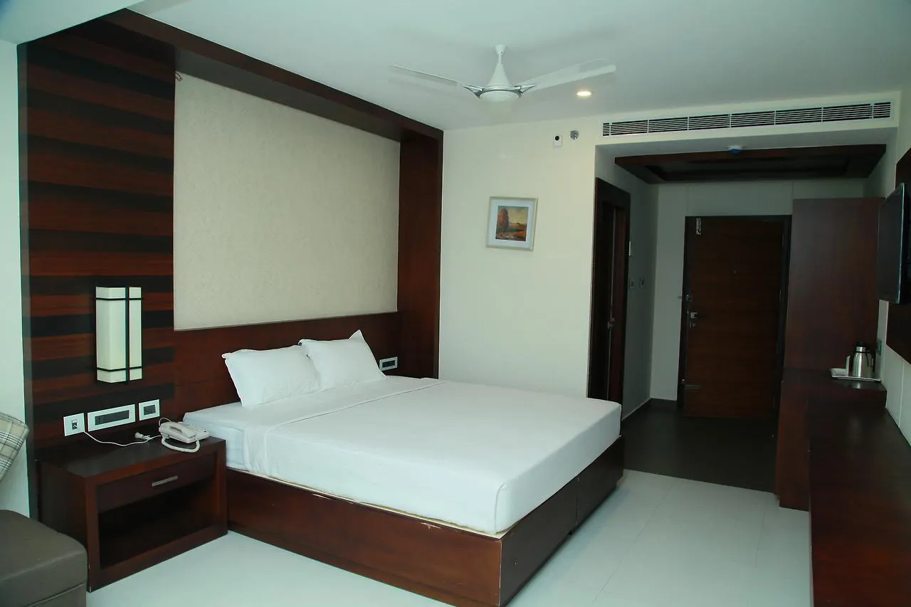 ***  Vavas Inn & Suites Perintalmanna India