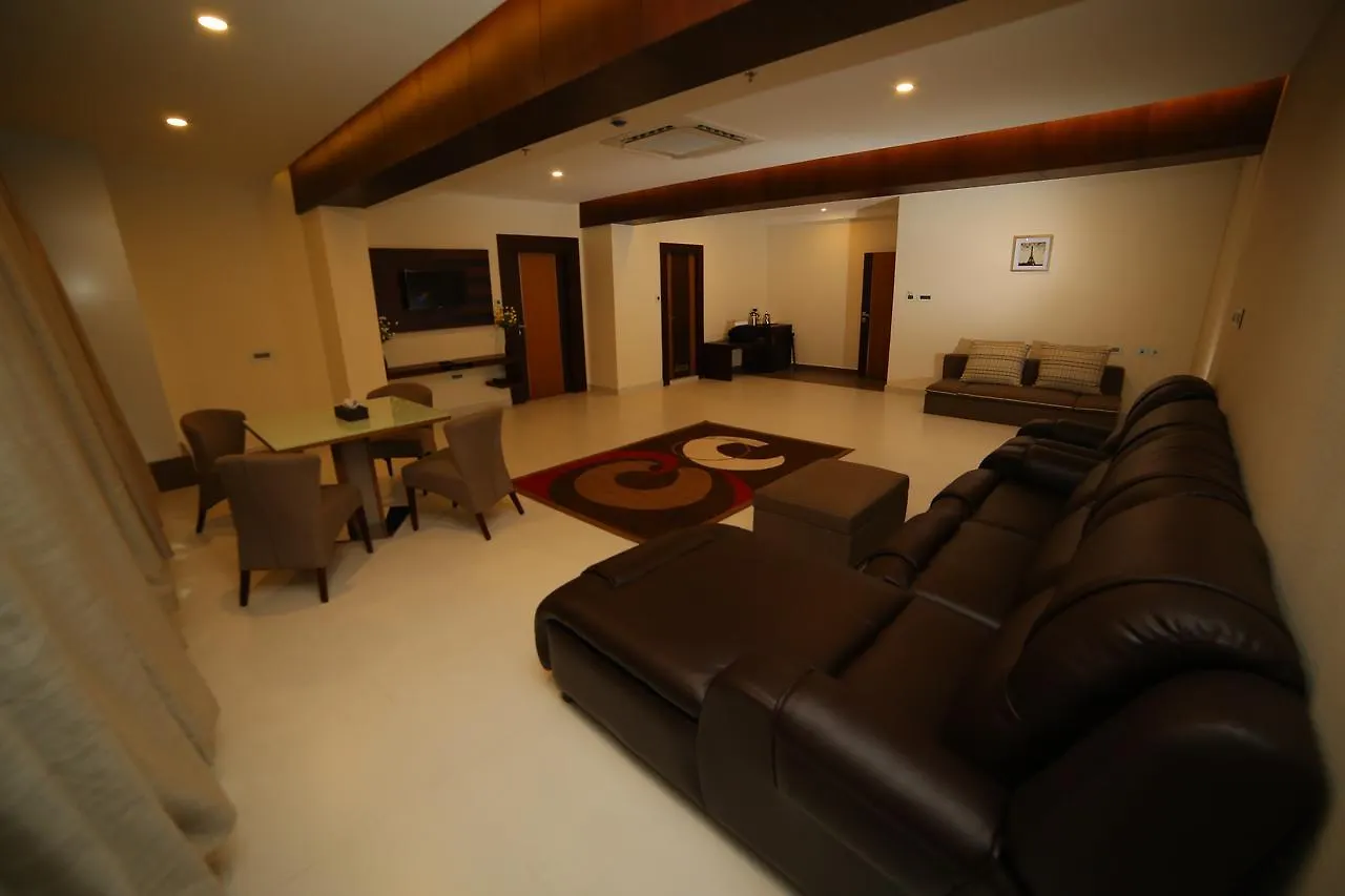 Vavas Inn & Suites Perintalmanna